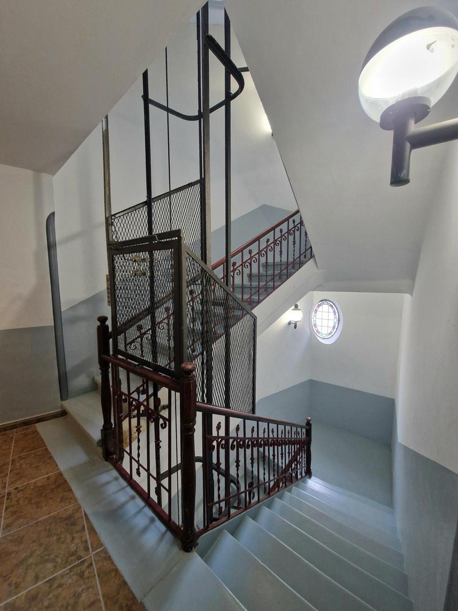 Hostal Rugaca Уэска Экстерьер фото
